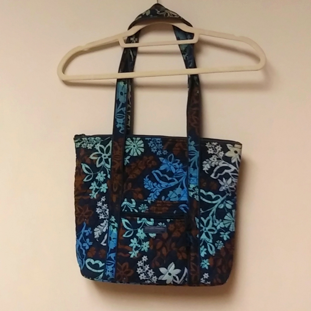 Vera Bradley Shoulder bag beautiful blues and brown